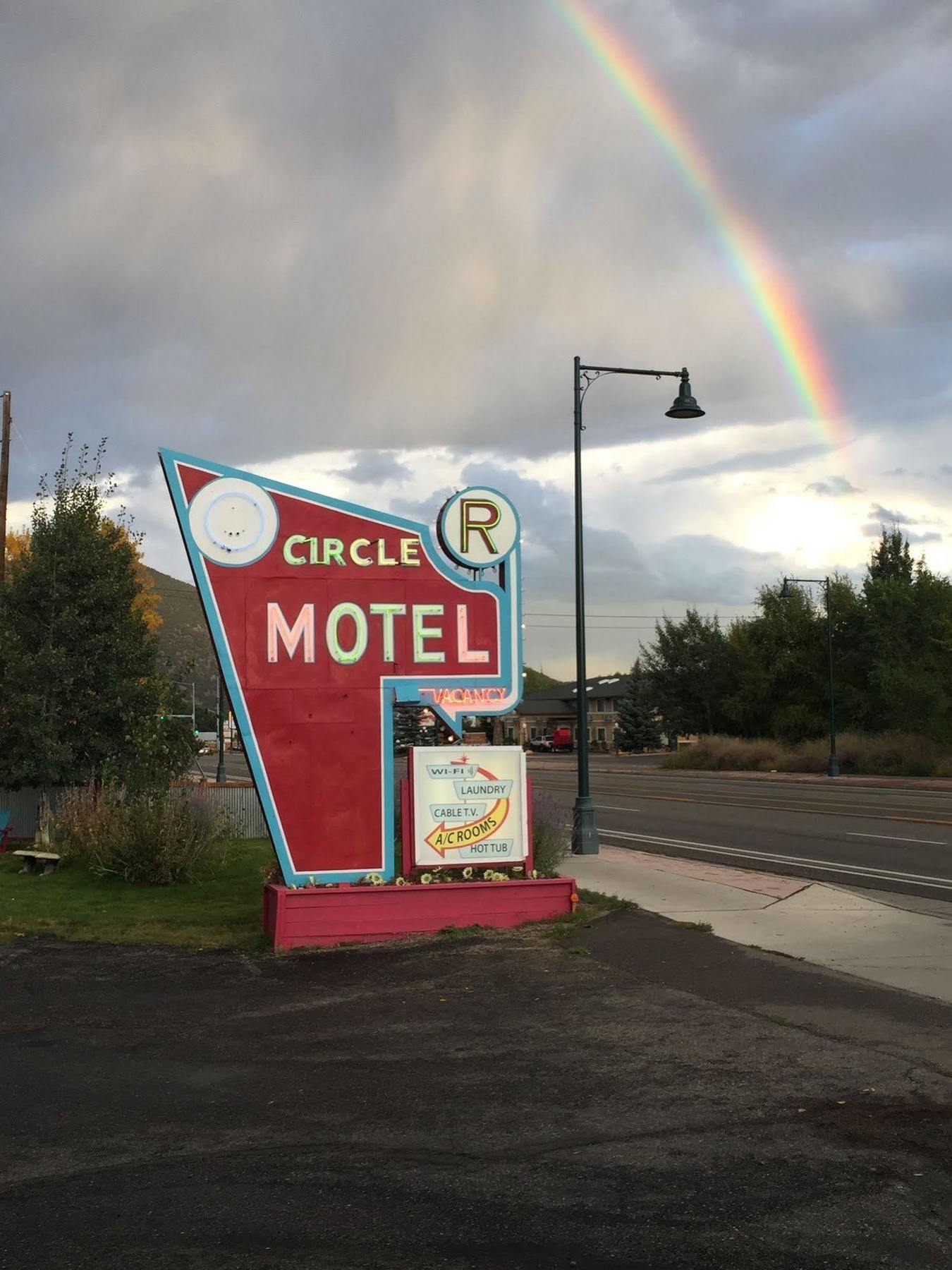 Circle R Motel Salida Exterior foto